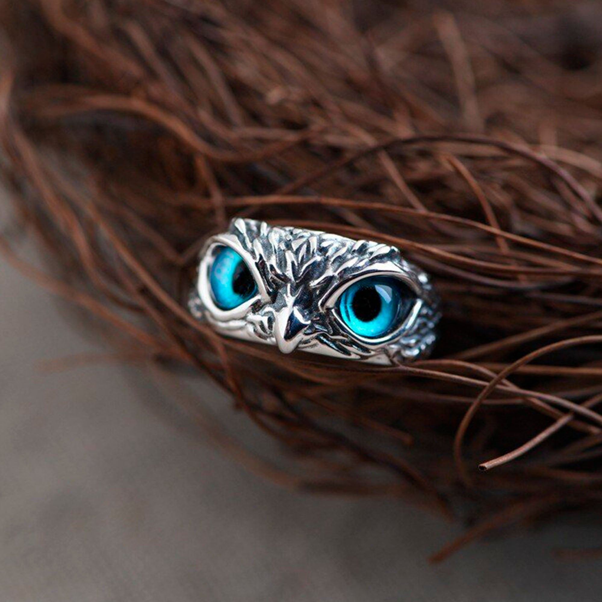 GUFY - Inelul intelepciunii cu ochi albastri